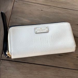 Kate spade wallet/wristlet